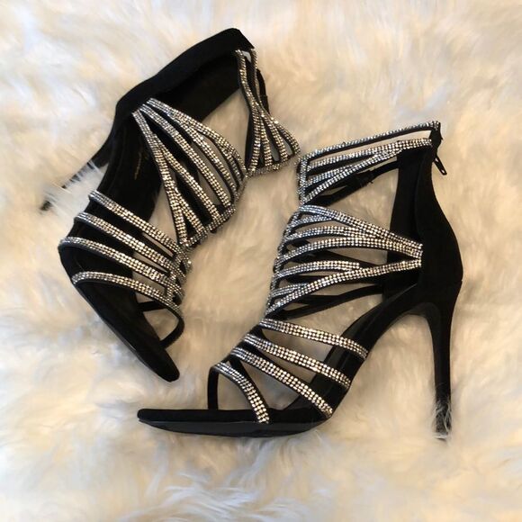 Olivia Ferguson Spike Heels Rhinestone Straps 10 - Picture 3 of 16